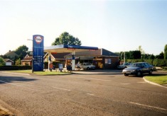 Snap shot of the FINA service station on Grantham Road
