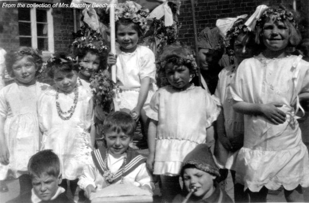 Children's May Day celebrations 2