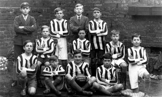 Bottesford boys football team 1928-29 Bottesford boys football team 1928-29