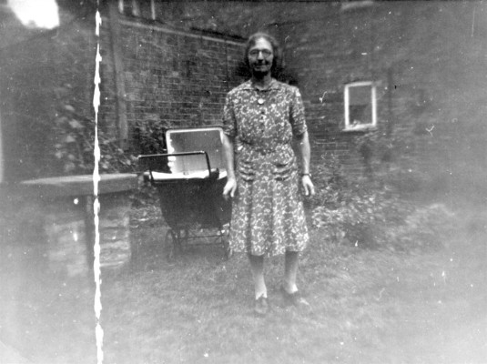 Mrs Bateson in Six Bells yard