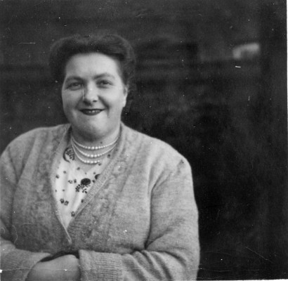 picture of a lady 2 picture of a lady 2