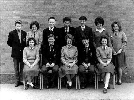 group picture of Bottesford High School senior pupils