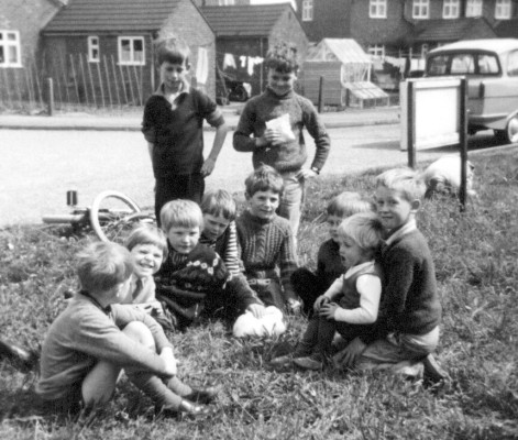 South Crescent children, the Taylors and the Bradshaws South Crescent children, the Taylors and the Bradshaws