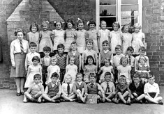 Bottesford primary school class in 1940