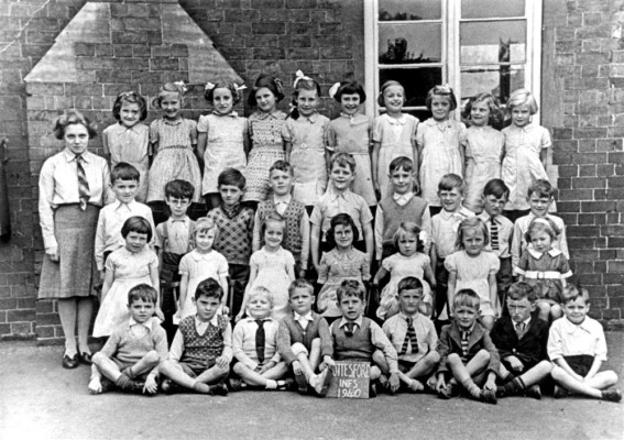 Bottesford primary school class in 1940