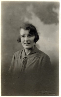 Portrait of Mary Topps as a young woman