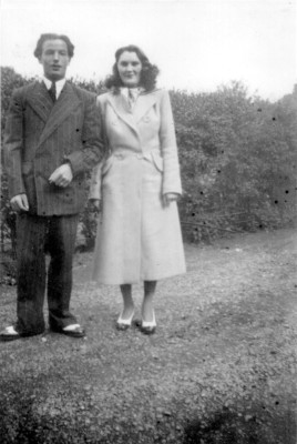 Dick and Iris Robinson after the end of the war