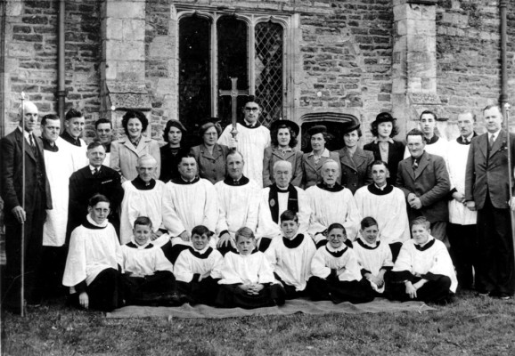 Bottesford church choir outside chancel