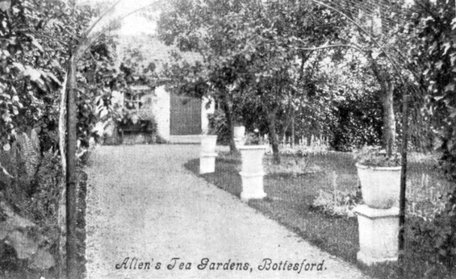 Postcard of Allen's Tea Gardens, Bottesford
