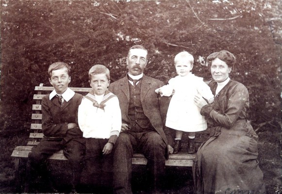 George Ernest Marsh and family on a bench George Ernest Marsh and family on a bench