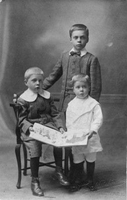 Portrait of the Marsh brothers