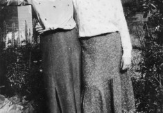 Mum and Jane Randell