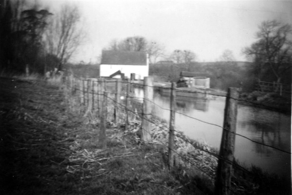 Grantham Canal scene