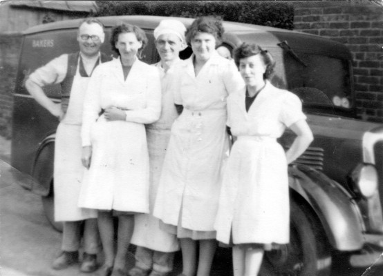 Simpson's bakery staff and delivery van