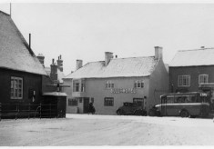 Bottesford Market Place under snow, Bull Inn, Randell's bus