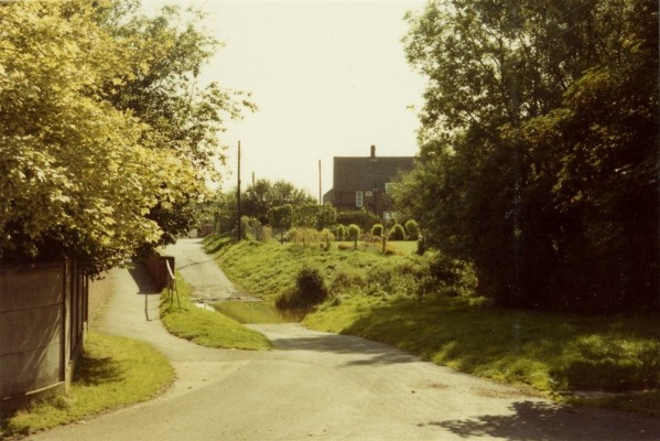 Bottesford street scenes - Devon Lane ford
