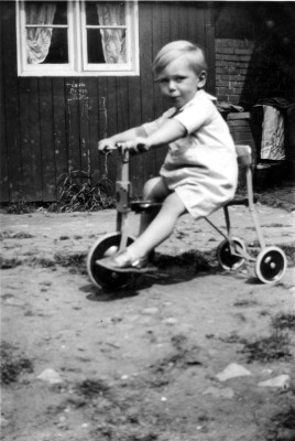 Bolland family album picture 19