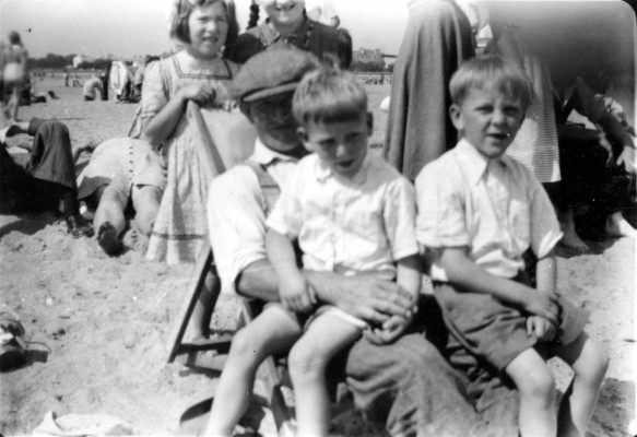 Bolland family album picture 39