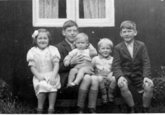 Bolland family album picture 43