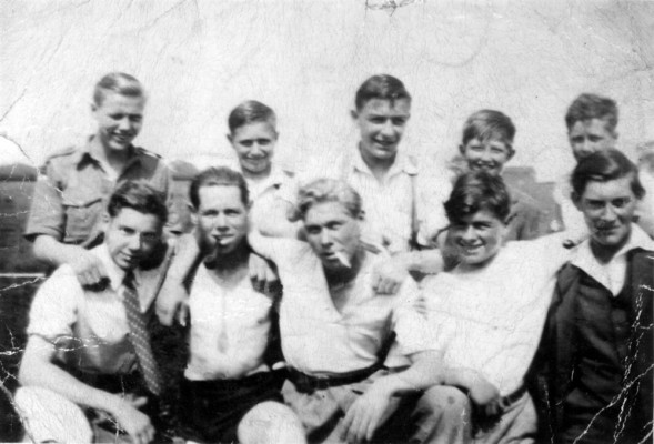 Bottesford lads at Muston Bridge, 1948 | From the collaction of Philip Sutton