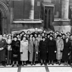 Bottesford Mother's Union outing to Houses of Parliament, 1950s. | From the collection of Philip Sutton