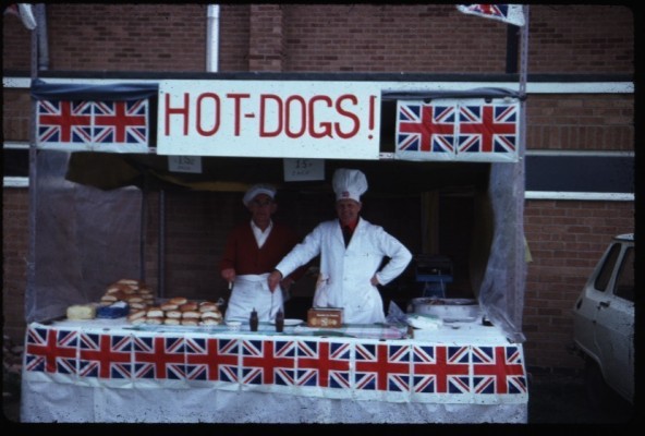 Jubilee Street Party 1977, the hot dog stall
