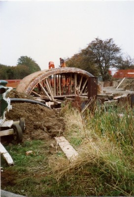Rebuilding Muston Canal Bridge in 1988_1