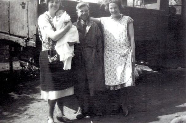 Eric Turner between Dot Samuel and Mary Samuel
