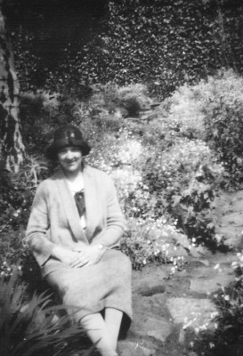 Winne Coy at the Duke's Stables, Woolshorpe, 1920s.