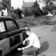 AHE0004_Cars_at_the_green_enhanced John Wilkinson, The Green 1960s