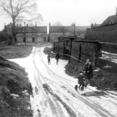AHE0007_The_Green_Frozen_Devon_1963 The Year the Devon Froze -1963