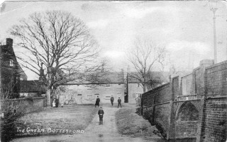 Ada_Bond_set_1_bw_0016_The_Green_enhanced Who Lived on The Green in 1901?