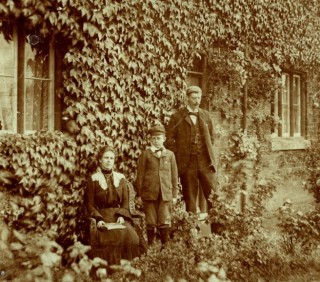 Cadbury_Old_School_House_Edwin_Rey_photographer_crop2_resized Mr Collett ('the Old Boss'), Bottesford's Edwardian headmaster