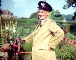 Cic_at_Home_July_1965_G._Pedge_crop Cecil Briggs, July 1965