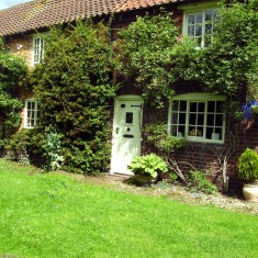 Supra Cottages, The Green 2007