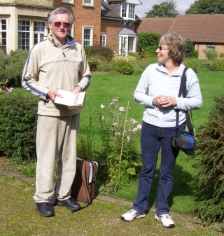 OLYMPUS DIGITAL CAMERA Don and Pauline Roach during their visit to Bottesford in 2008