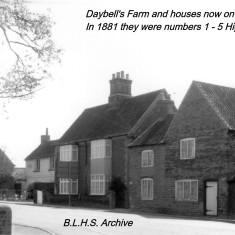 Grantham_Rd_MH_15_9YF_from_Church_St_title1 By 1911 this part of Bottesford, now Grantham Road, was called School Road. Number 3, where the Cooper family lived in 1911, was the right-hand half of the semi-detatched cottages with the bay windows, though these were probably a later addition.