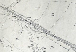 OLYMPUS DIGITAL CAMERA Bottesford East Station on a 1919 OS Map