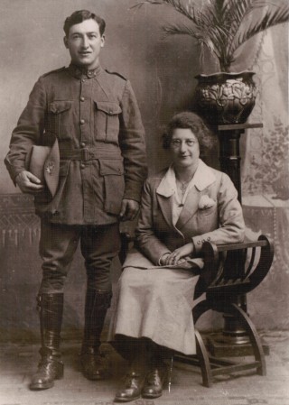 JosephEdithGranari_Wedding18thNovember1918_web Wedding photograph of Edith Cooper and Joseph Granari, 18th November 1918. Joseph is the uniform of the Australian Infantry Force, with its distinctive sunburst badge in his slouch hat, and sunburst collar studs. | Collection of Don Roach and family