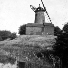 Moulsher_A_Top_mill_A$ Top Mill, Bottesford c. 1930