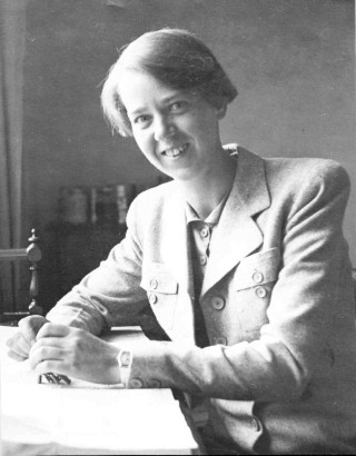 NKW2LR Dr Kathleen Woll as a young doctor