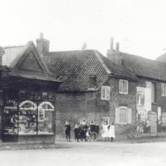 Old_High_St_11 7. High Street C. 1900.