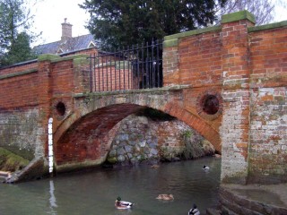(7) The Georgian footbridge at The Green