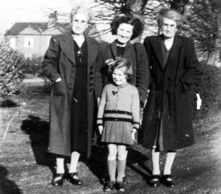 Patti__Hilda___Joy_Baggley._Annie_Hargraves_onright._The_Limes_1942_crop The Limes 1942. Left to right:Grandma Baggely (Patti), Hilda Baggley (Joy;s mother), Grandma's sister, Annie (Nan) Front: Joy Simpson (nee Baggley).