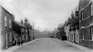 Queen_St_400dpi_enhanced Early 1900s northern view of Queen Street