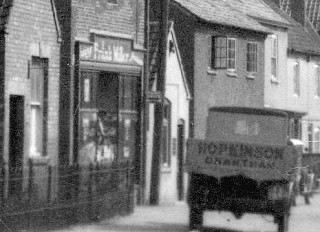 Queen_St_E._Frank_Miller_Hopkinsons_lorry1 Frank Millers Grocery and Hopkinson of Grantham van c 1930