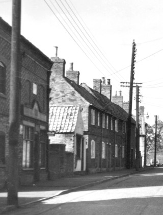 Queen_St_looking_North_cropped_W._side1 Queen Street
