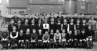 Secondary_Modern_School School Group Photo at Muster's Road Secondary School in West Bridgford, taken around 1953/4 after leaving Bottesford.