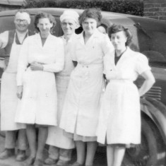 Simpson_Bakers_1950 H. Simpson & Sons, Bakers, Devon Lane, 1950. Morris 12 Van. Tom Simpson, Winifred Claricoates, Cecil Briggs, Kathleen Langton, Emily Rayson.