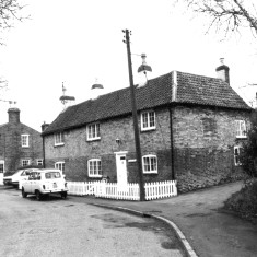 Six_Bells_MH_50_B52 Church Street Past and Present